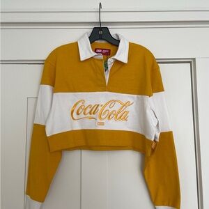 Kith Coca Cola Women's Yellow and White Collared Crop Top